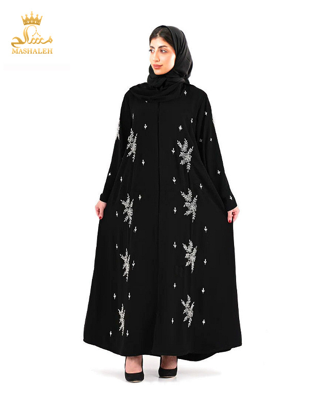 عبايات مطرزة